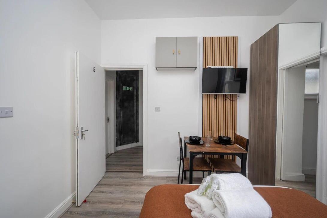 Apartment's Nova Apartment Croydon