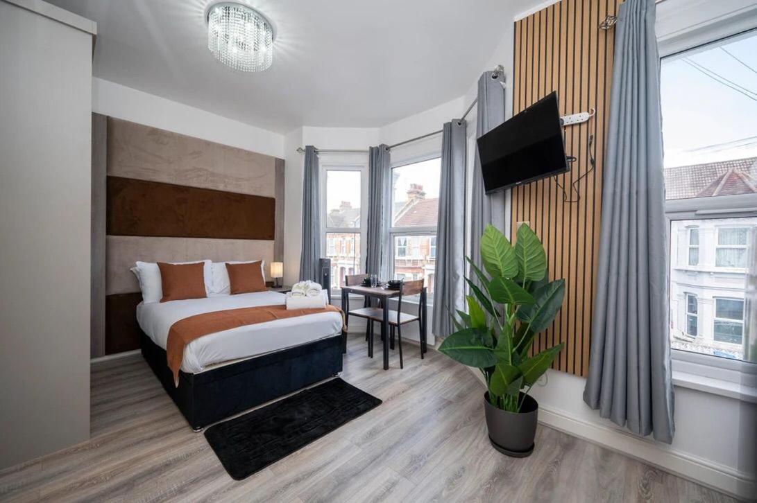 Apartment's Nova * Croydon